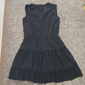 Elegant Black Sleeveless Dress